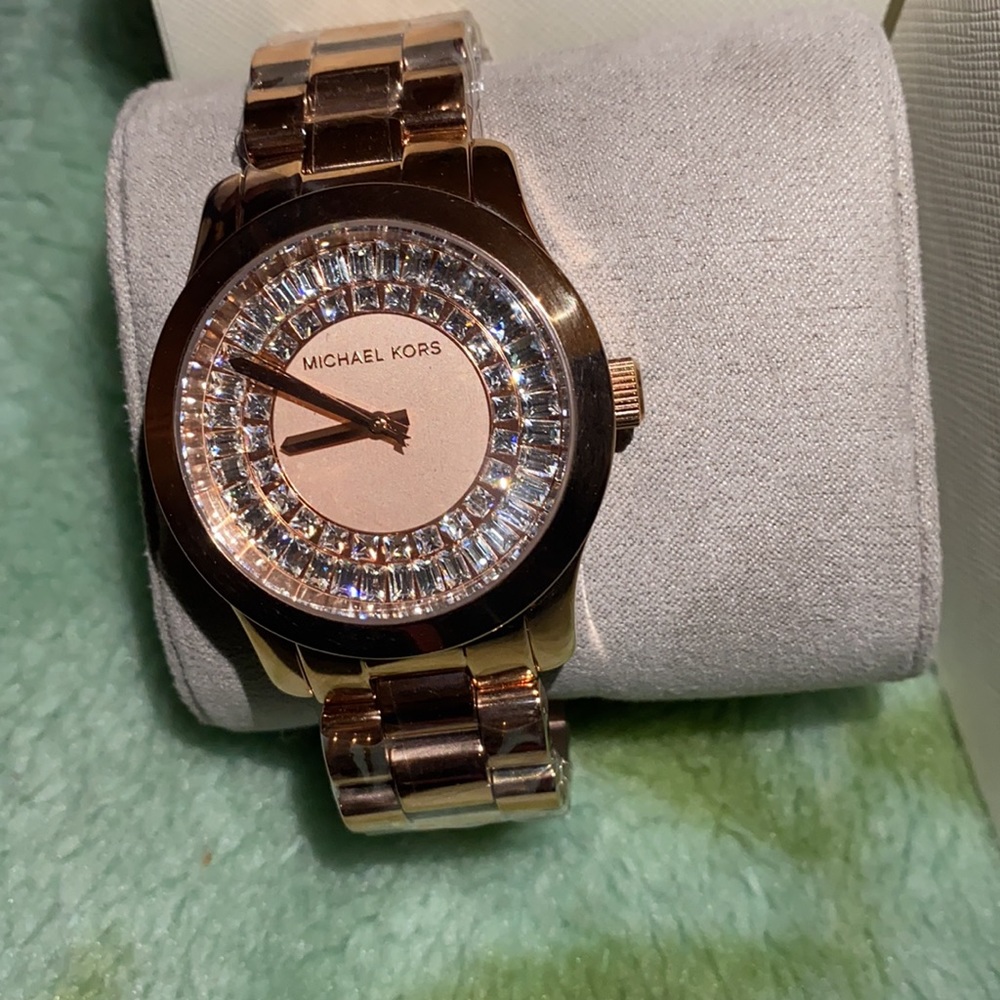 New Michael kors watch